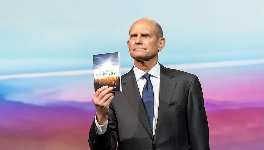 КНИГА “ВЕЛИКА БОРОТЬБА” У НАЙБЛИЖЧІ ДВА РОКИ БУДЕ РОЗПОВСЮДЖУВАТИСЯ НА 80 МОВАХ У КІЛЬКОСТІ 150 МЛН ЕКЗЕМПЛЯРІВ