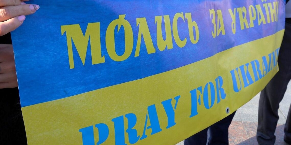 Черкаська обласна рада християнських церков звершила спільну молитву в день Незалежності України.