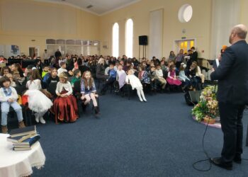 Адвентисти Черкас підготували і передали подарунки для дітей деокупованого Херсону