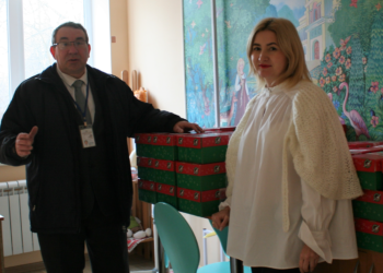 Подарунки для дітей від благодійного фонду «Samaritan`s Purse» передали Кременчуцькій міській дитячій лікарні представники капеланської служби Церкви адвентистів сьомого дня.